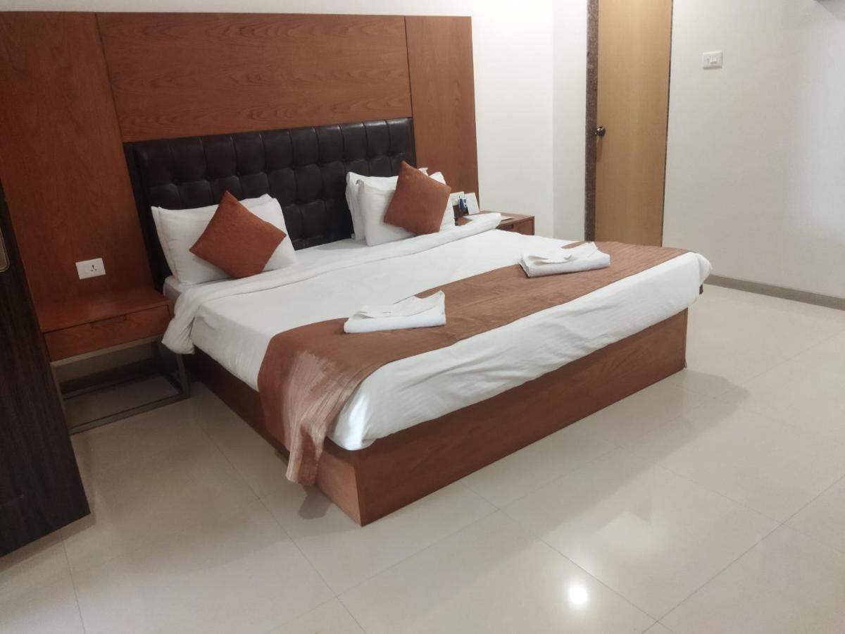 Savana Lake Resort Nashik Εξωτερικό φωτογραφία