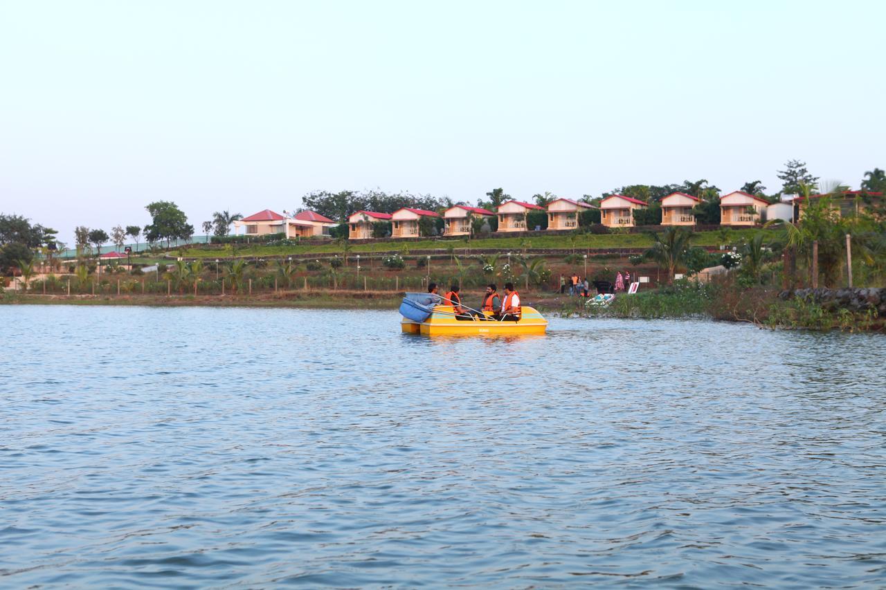 Savana Lake Resort Nashik Εξωτερικό φωτογραφία