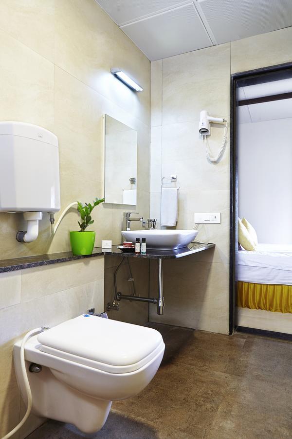 Savana Lake Resort Nashik Εξωτερικό φωτογραφία